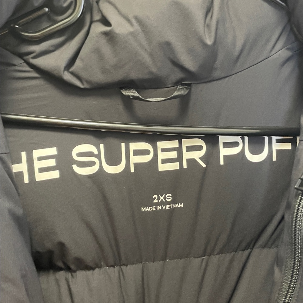 Aritzia - The Super Shorty cliMATTE Puffer Jacket - Black - 2XS - Picture 3 of 15